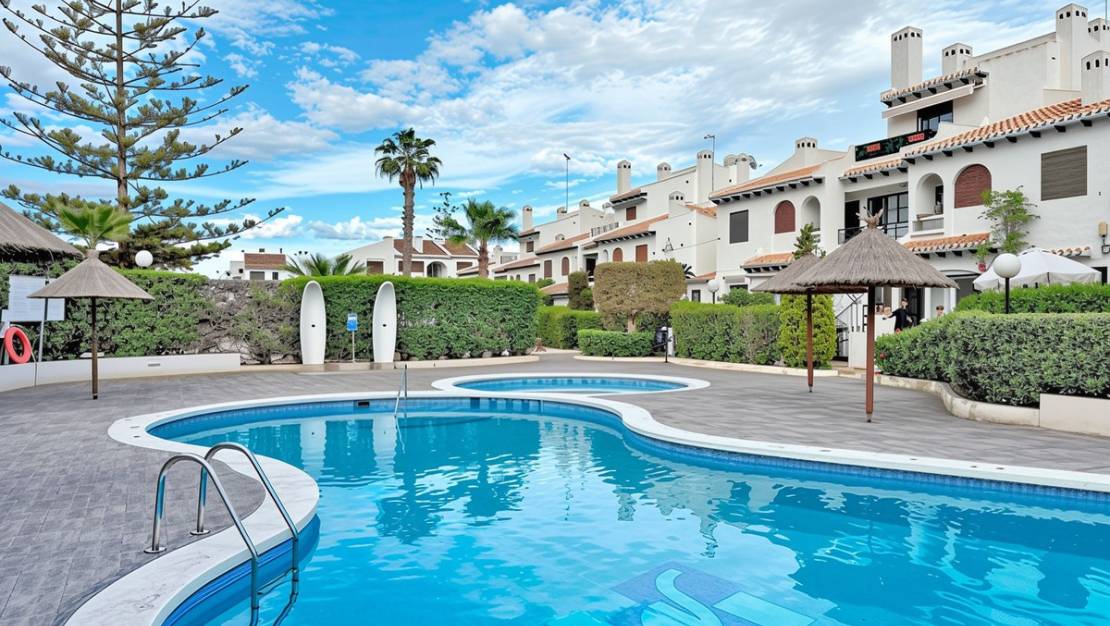 Sale - Apartment - Orihuela - Cabo Roig