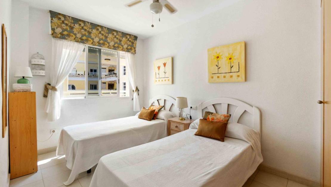 Sale - Apartment - Orihuela - Campoamor