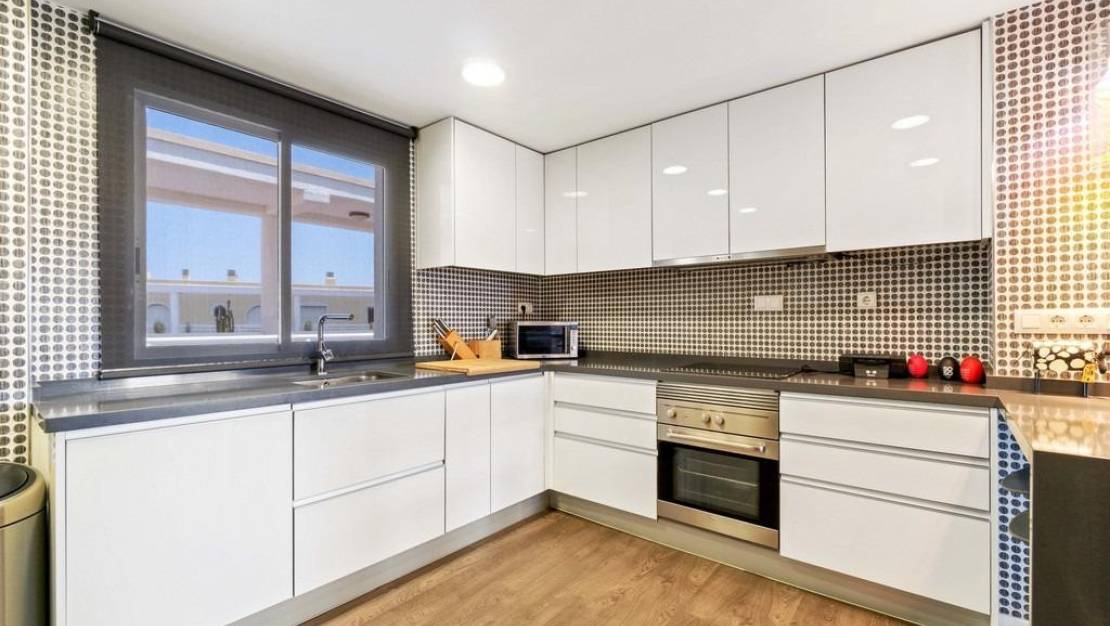 Sale - Apartment - Orihuela - Campoamor