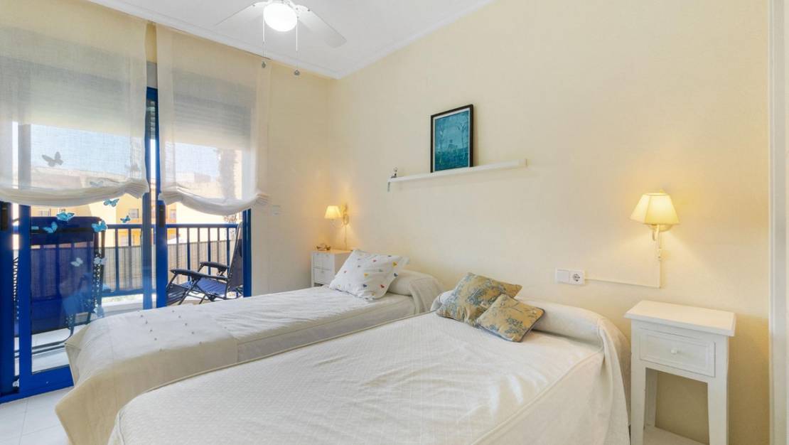 Sale - Apartment - Orihuela - Campoamor