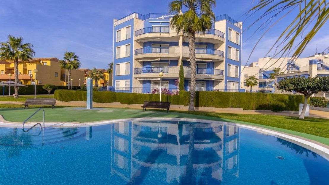Sale - Apartment - Orihuela - Campoamor