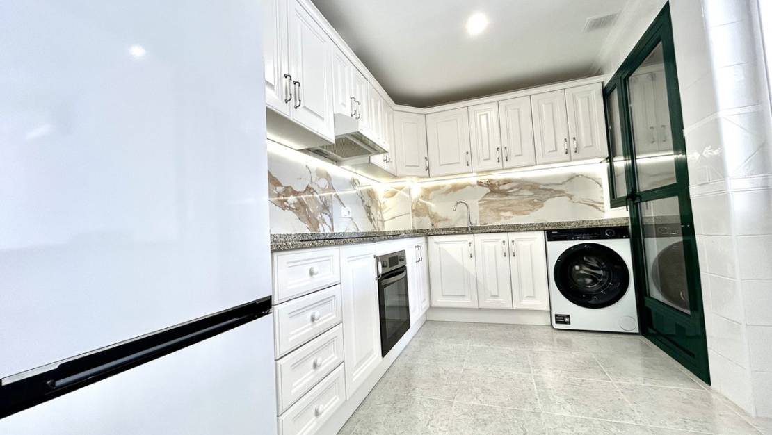 Sale - Apartment - Orihuela - Campoamor