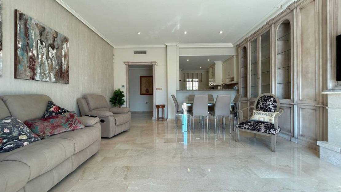 Sale - Apartment - Orihuela - Campoamor