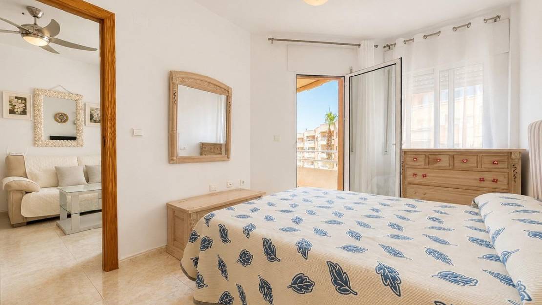 Sale - Apartment - Orihuela - Campoamor