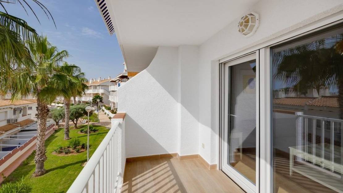 Sale - Apartment - Orihuela Costa - Campoamor