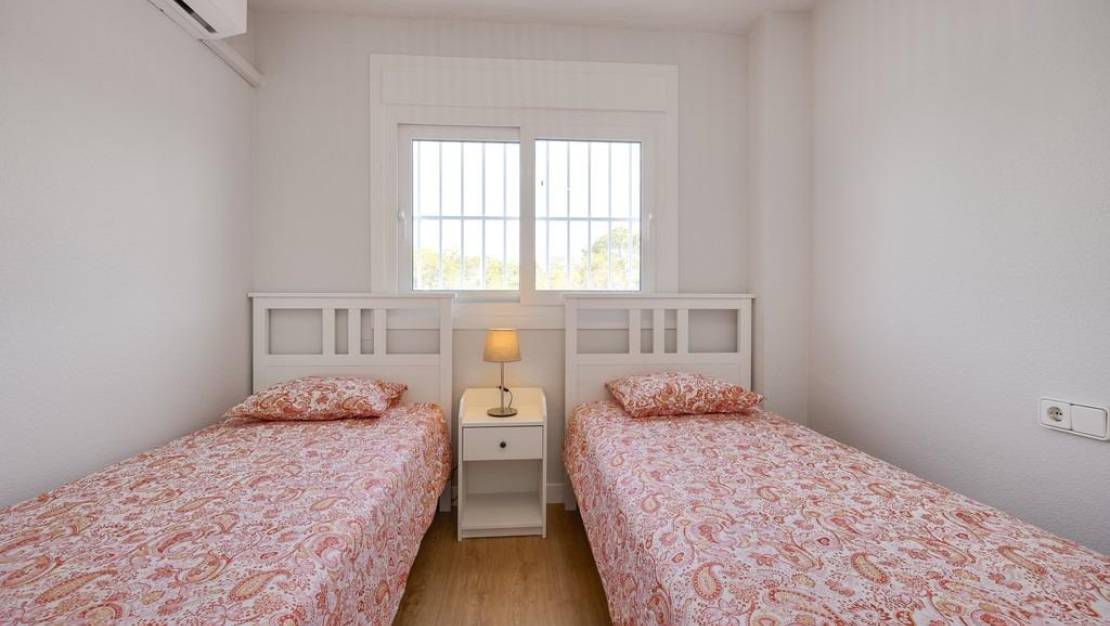 Sale - Apartment - Orihuela Costa - Campoamor