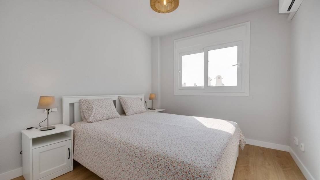 Sale - Apartment - Orihuela Costa - Campoamor