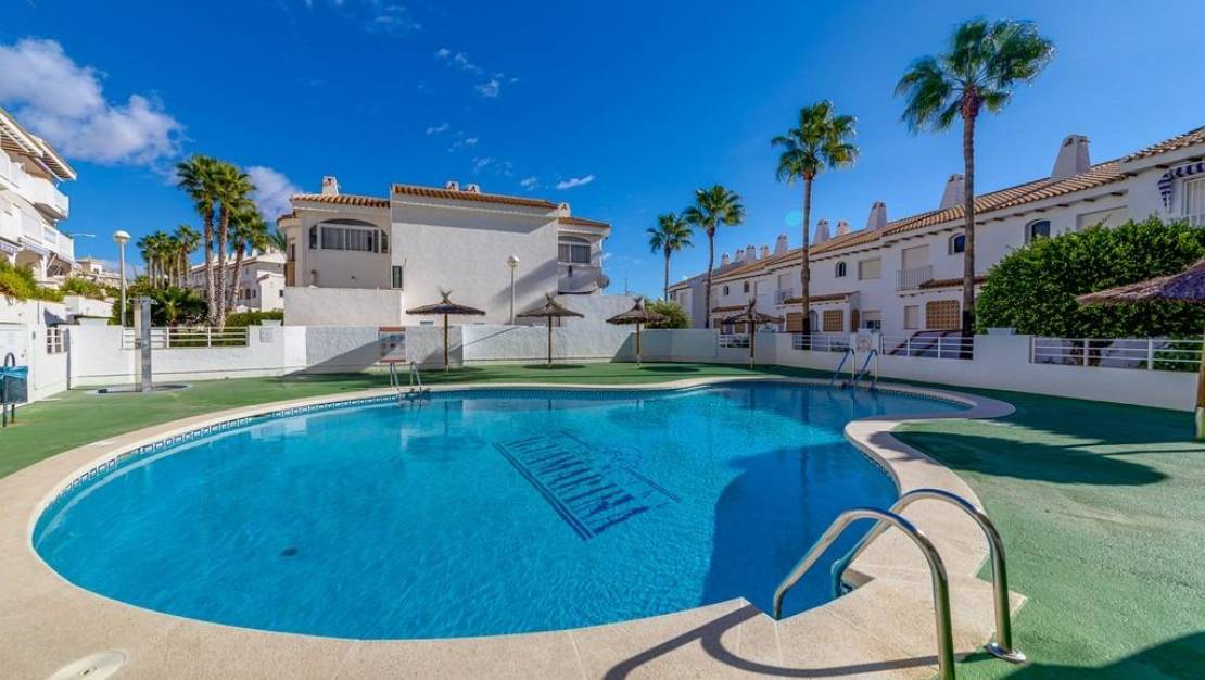 Sale - Apartment - Orihuela Costa - Campoamor