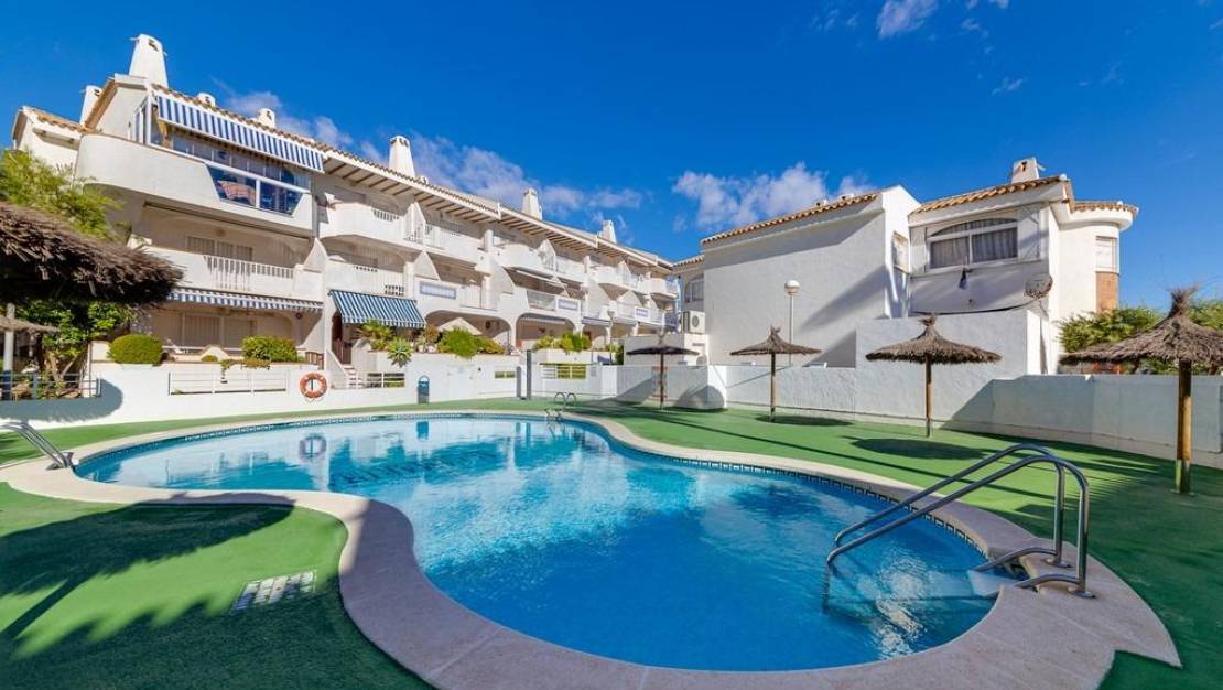 Sale - Apartment - Orihuela Costa - Campoamor