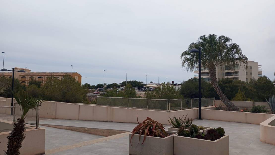 Sale - Apartment - Orihuela Costa - La Zenia