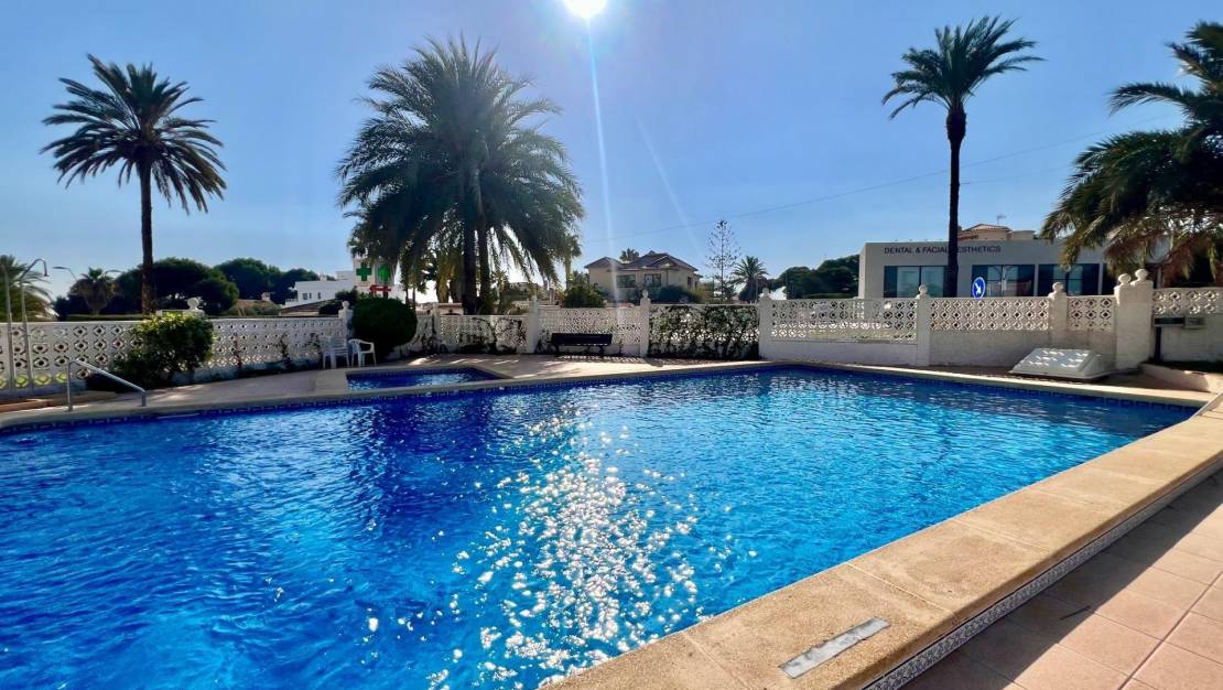 Sale - Apartment - Orihuela Costa - La Zenia