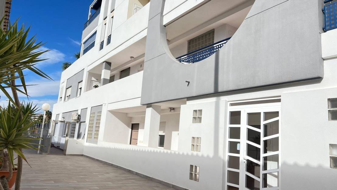 Sale - Apartment - Orihuela Costa - Las Filipinas