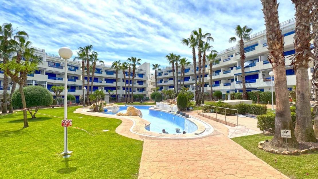 Sale - Apartment - Orihuela Costa - Punta Prima
