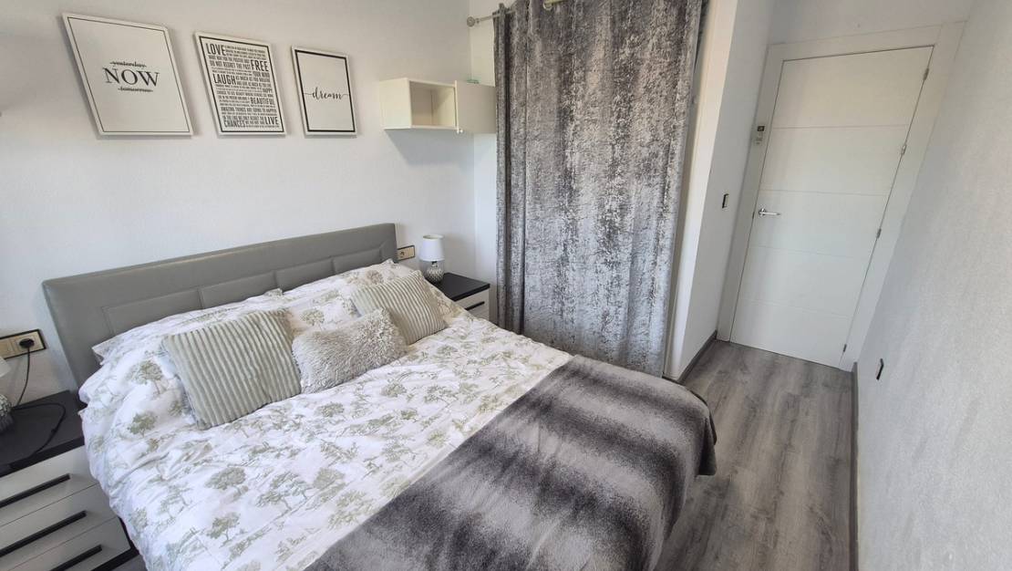 Sale - Apartment - Orihuela - La Florida