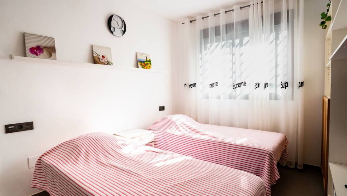 Sale - Apartment - Orihuela - La Zenia