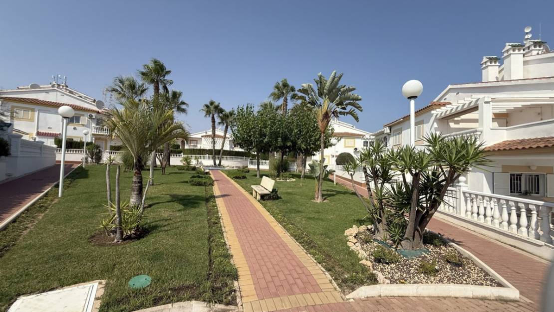 Sale - Apartment - Orihuela - La Zenia
