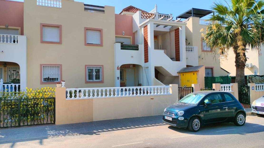 Sale - Apartment - Orihuela - La Zenia