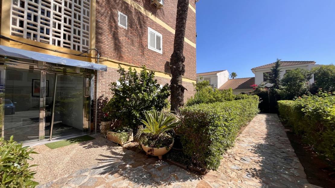 Sale - Apartment - Orihuela - La Zenia