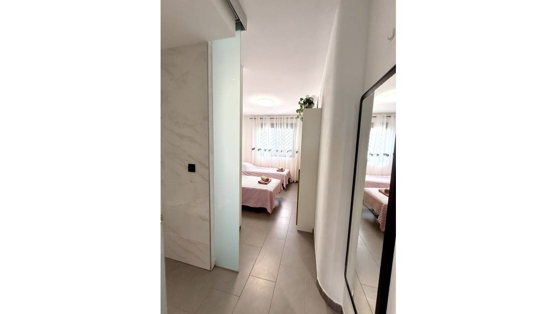 Sale - Apartment - Orihuela - La Zenia