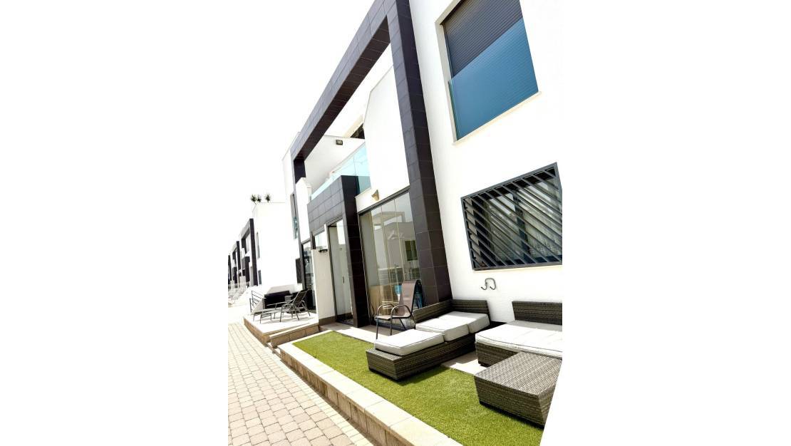 Sale - Apartment - Orihuela - La Zenia