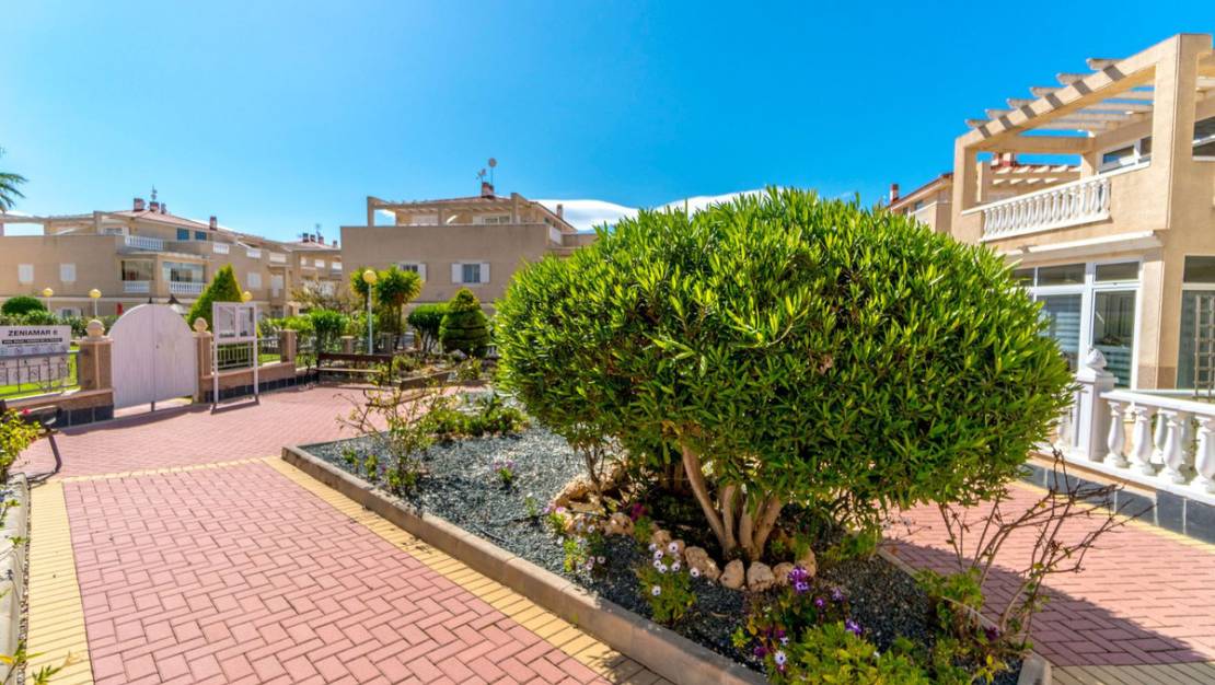 Sale - Apartment - Orihuela - La Zenia