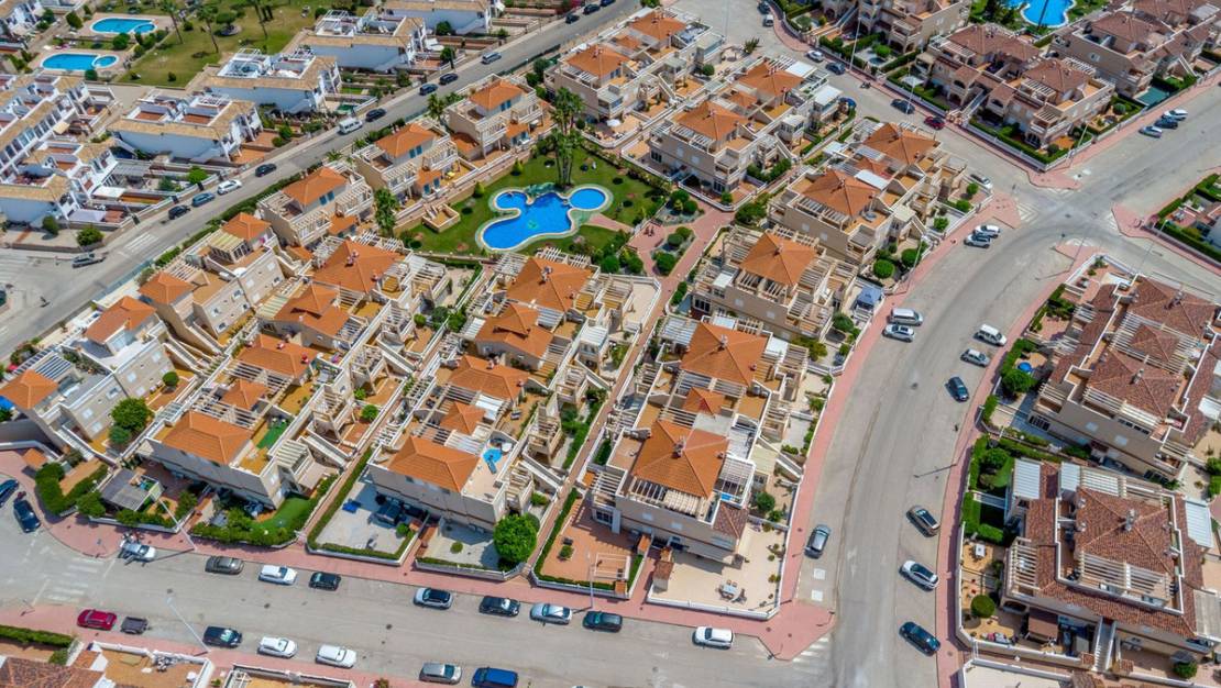 Sale - Apartment - Orihuela - La Zenia