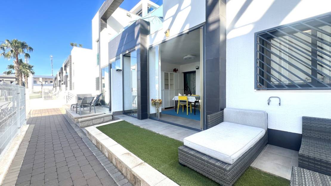 Sale - Apartment - Orihuela - La Zenia