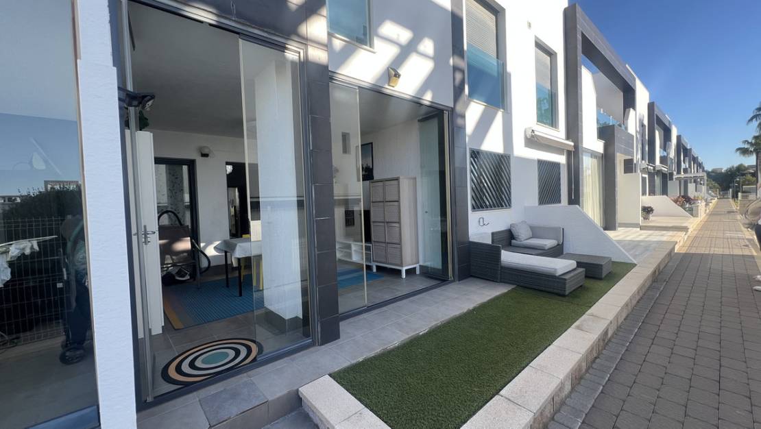Sale - Apartment - Orihuela - La Zenia