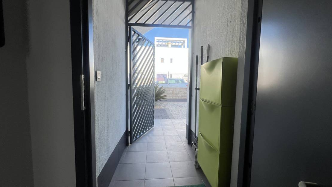 Sale - Apartment - Orihuela - La Zenia
