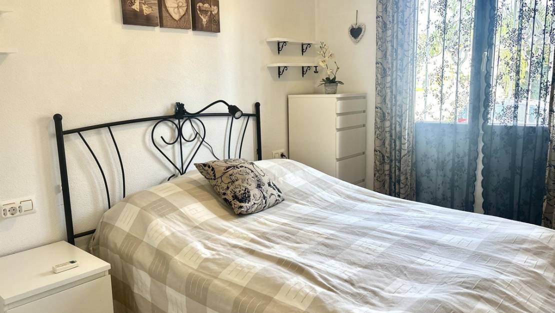 Sale - Apartment - Orihuela - La Zenia