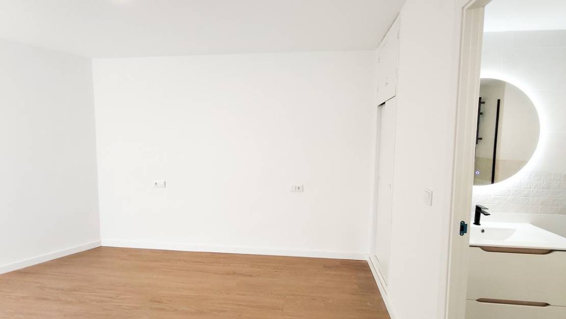 Sale - Apartment - Orihuela - La Zenia