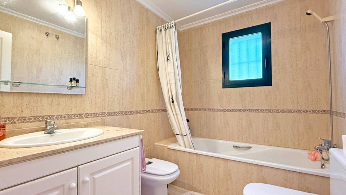 Sale - Apartment - Orihuela - Lomas De Campoamor