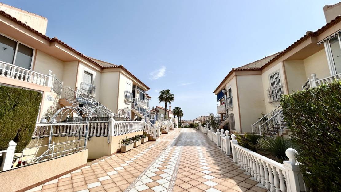 Sale - Apartment - Orihuela - Los Altos