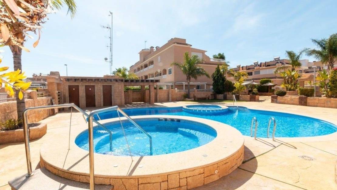 Sale - Apartment - Orihuela - Los Dolses