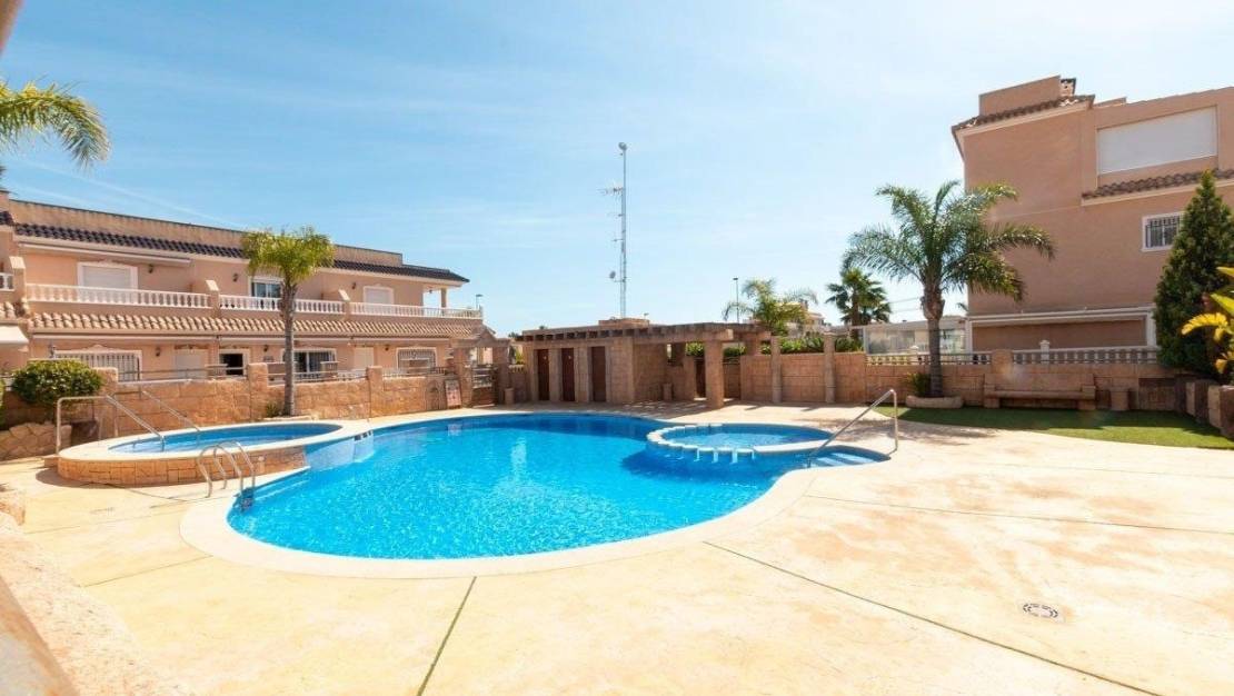 Sale - Apartment - Orihuela - Los Dolses