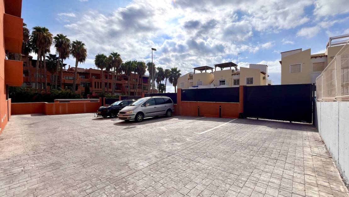 Sale - Apartment - Orihuela - Los Dolses