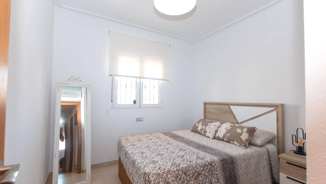 Sale - Apartment - Orihuela - Los Dolses