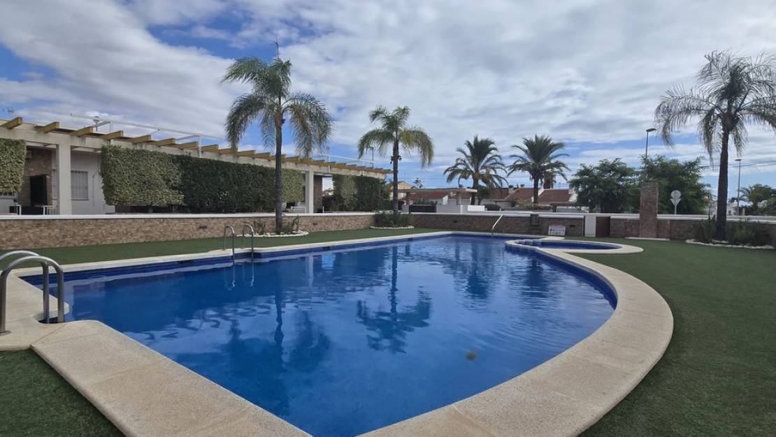 Sale - Apartment - Orihuela - Mil Palmeras