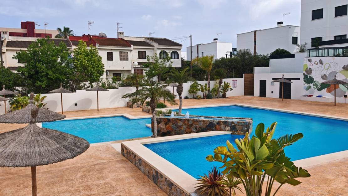 Sale - Apartment - Orihuela - Mil Palmeras