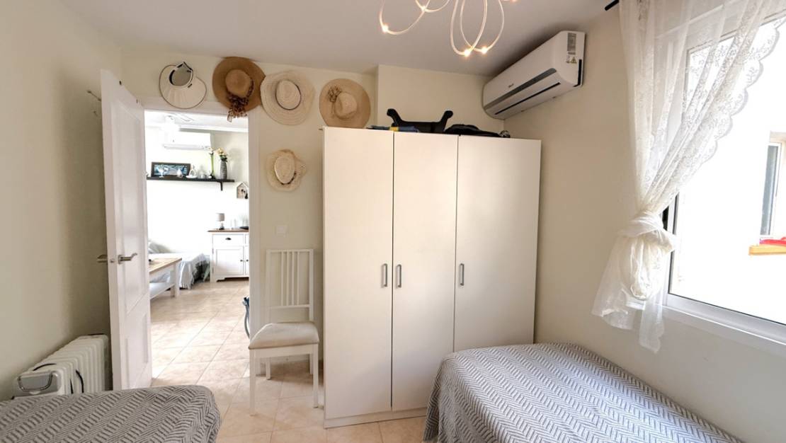 Sale - Apartment - Orihuela - Orihuela Centro
