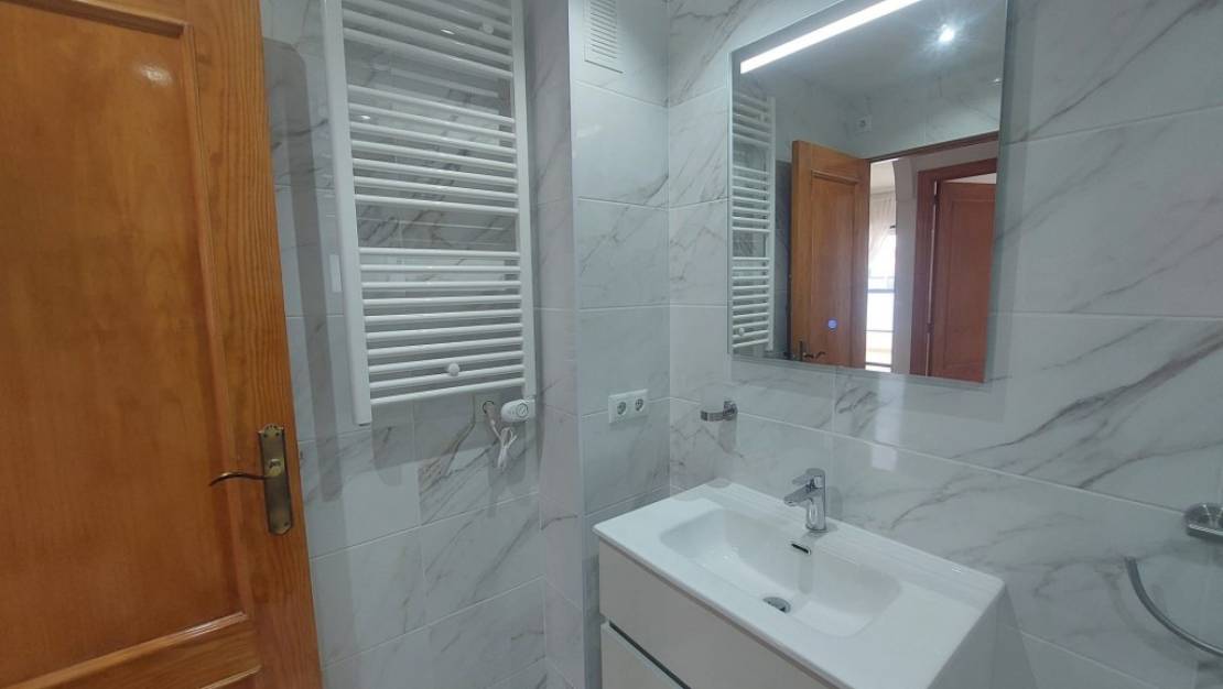 Sale - Apartment - Orihuela - Orihuela Centro