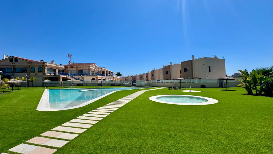Sale - Apartment - Orihuela - Orihuela Centro