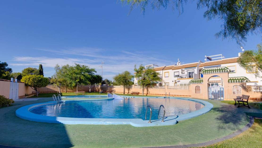 Sale - Apartment - Orihuela - Orihuela Costa