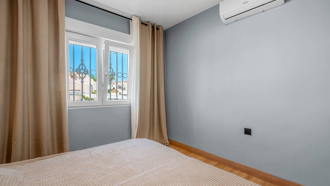 Sale - Apartment - Orihuela - Orihuela Costa