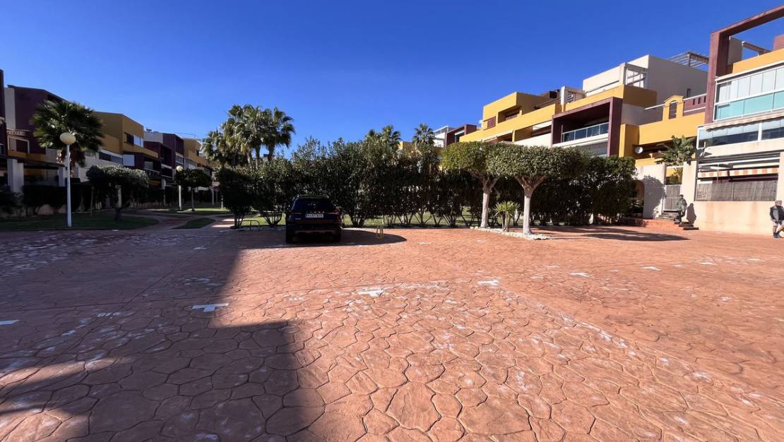Sale - Apartment - Orihuela - Orihuela Costa