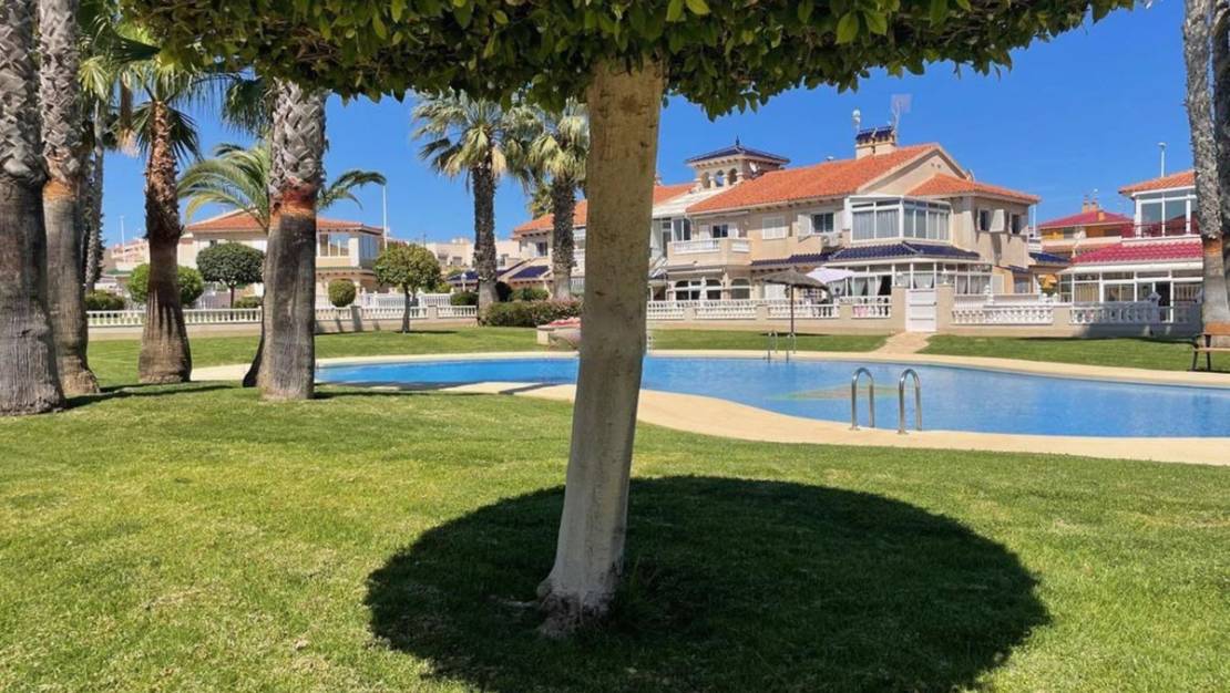 Sale - Apartment - Orihuela - Orihuela Costa