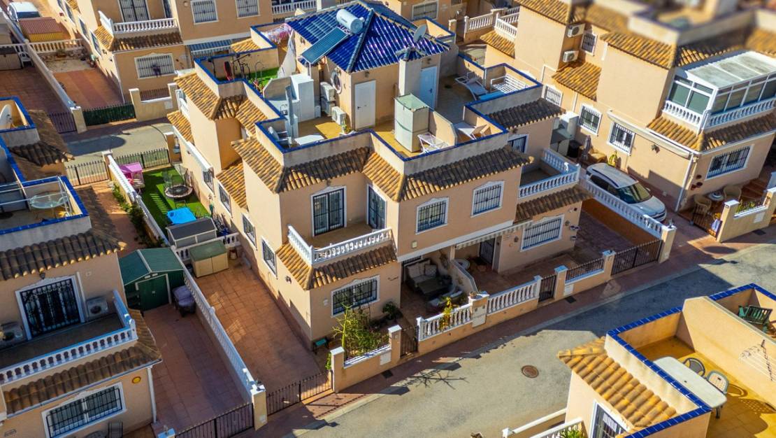 Sale - Apartment - Orihuela - Orihuela Costa