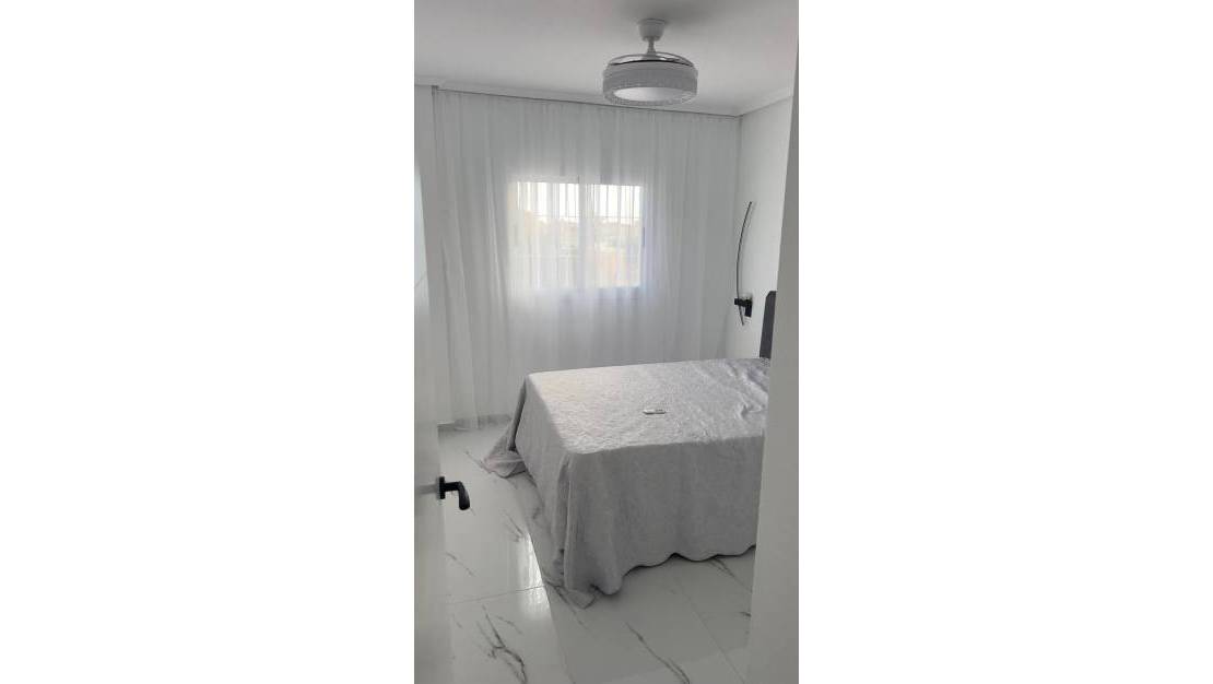 Sale - Apartment - Orihuela - Orihuela Costa