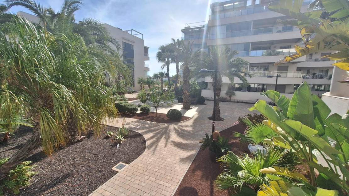 Sale - Apartment - Orihuela - Orihuela Costa