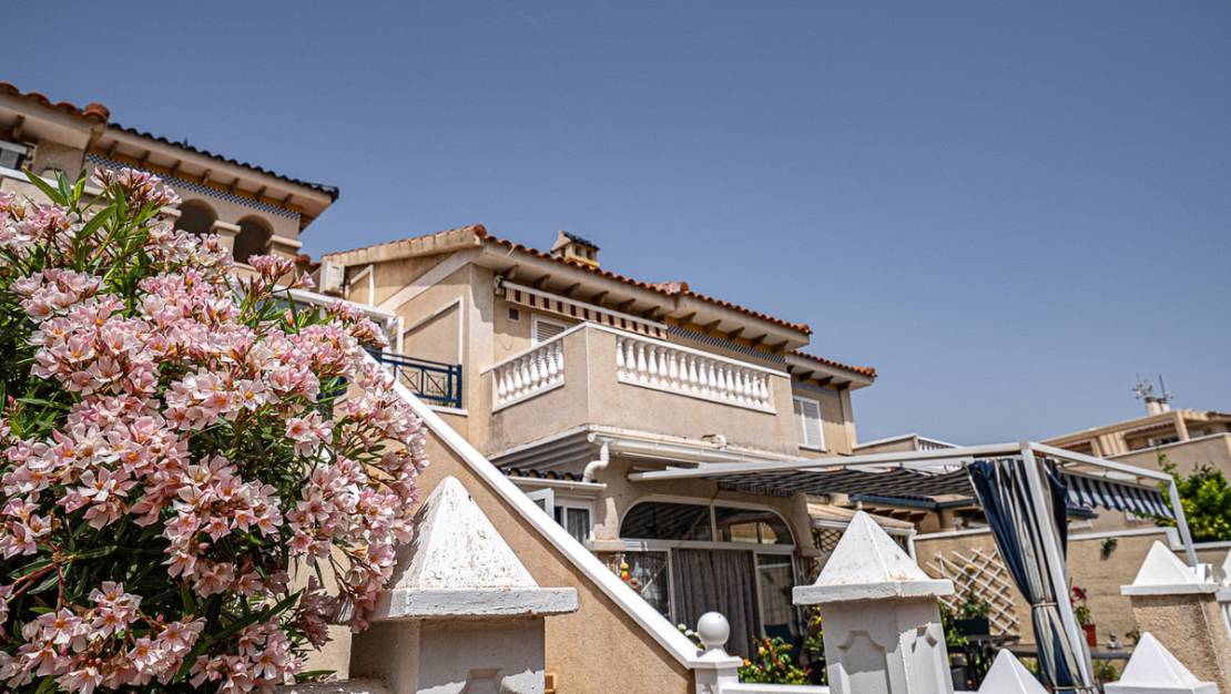 Sale - Apartment - Orihuela - Orihuela Costa